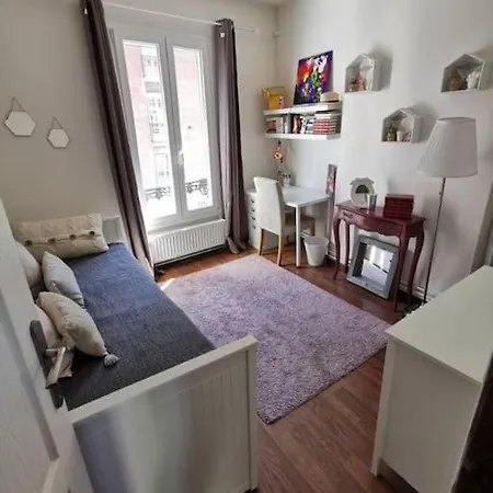 Rabat, Bel Triplex Apartment Reims